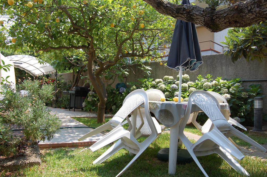 B&B Villa Francesca Soverato Marina Εξωτερικό φωτογραφία