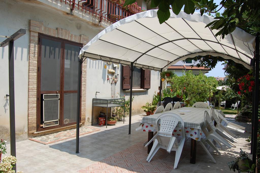 B&B Villa Francesca Soverato Marina Εξωτερικό φωτογραφία
