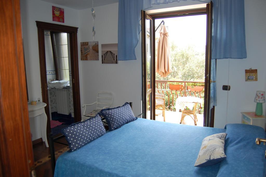B&B Villa Francesca Soverato Marina Δωμάτιο φωτογραφία