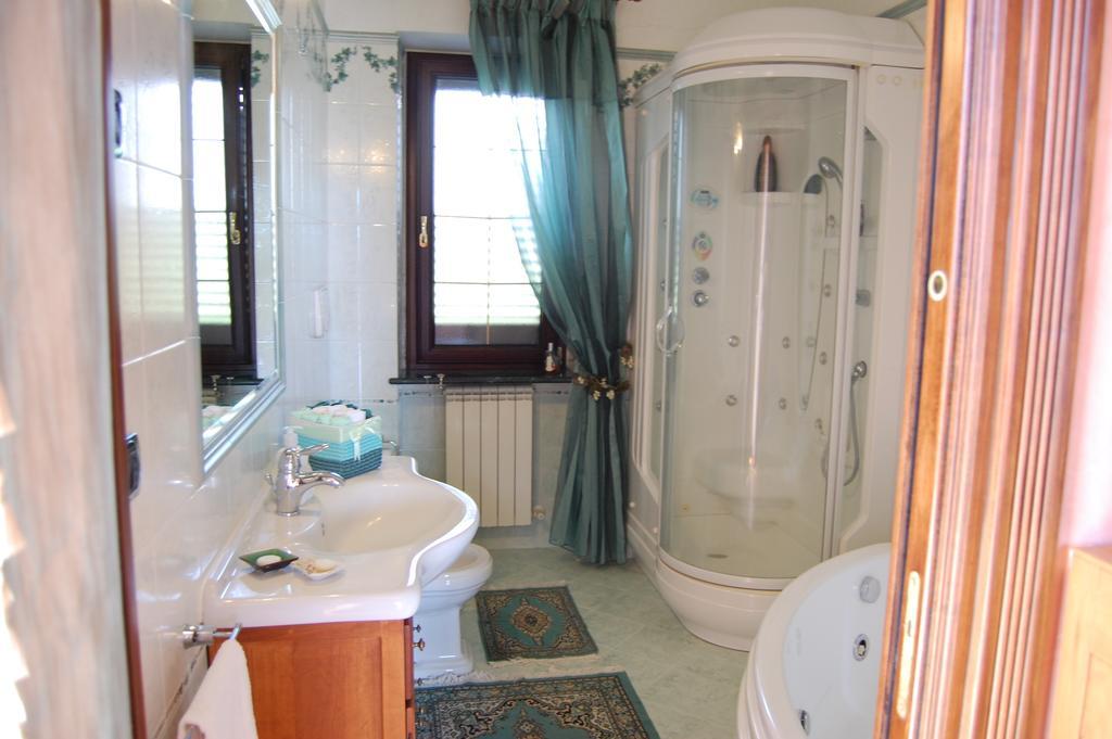 B&B Villa Francesca Soverato Marina Δωμάτιο φωτογραφία