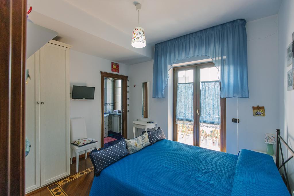 B&B Villa Francesca Soverato Marina Εξωτερικό φωτογραφία