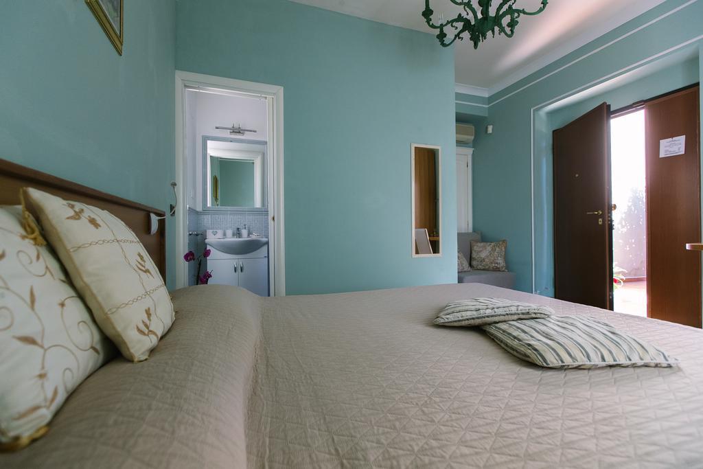 B&B Villa Francesca Soverato Marina Εξωτερικό φωτογραφία
